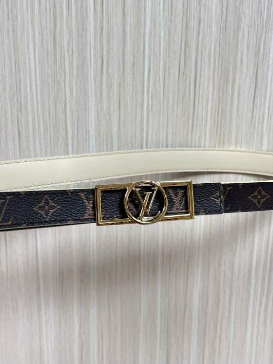 Picture of Louis Vuitton Belts _SKUfw218394988fw